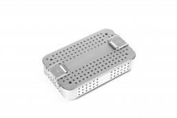 Контейнер перфорированный с крышкой и замком КПрК-425х260х175 (425х260х175 мм) (нерж.ст)